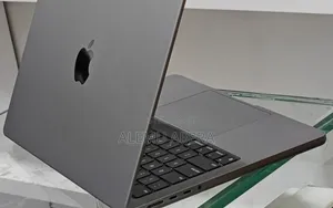 New Laptop Apple MacBook Pro 2024 M3 14-inch 8GB Apple M3 Pro SSD 512GB