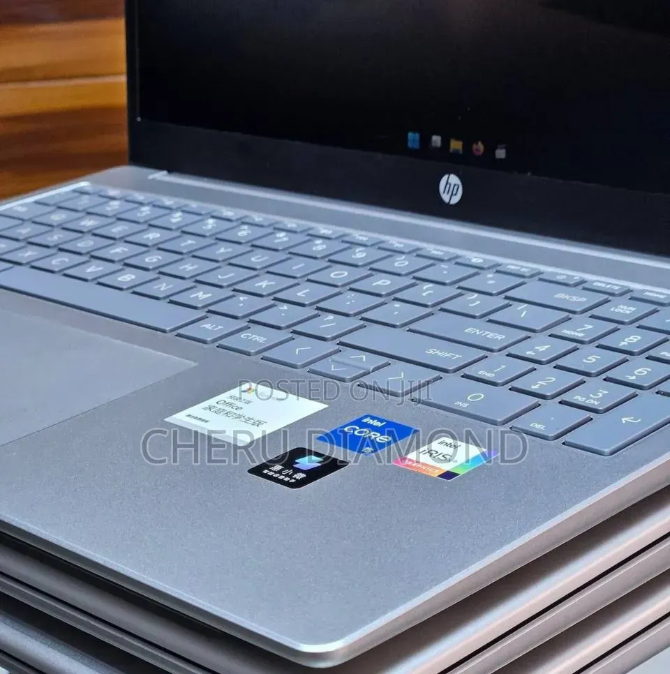 New Laptop HP Stream Notebook 16GB Intel Core i5 SSD 1T