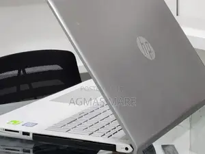 New Laptop HP Pavilion 15 8GB Intel Core i7 SSD 512GB