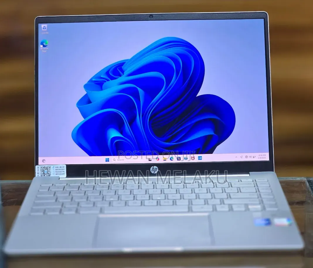 New Laptop HP Pavilion 14 16GB Intel Core i7 SSD 1T