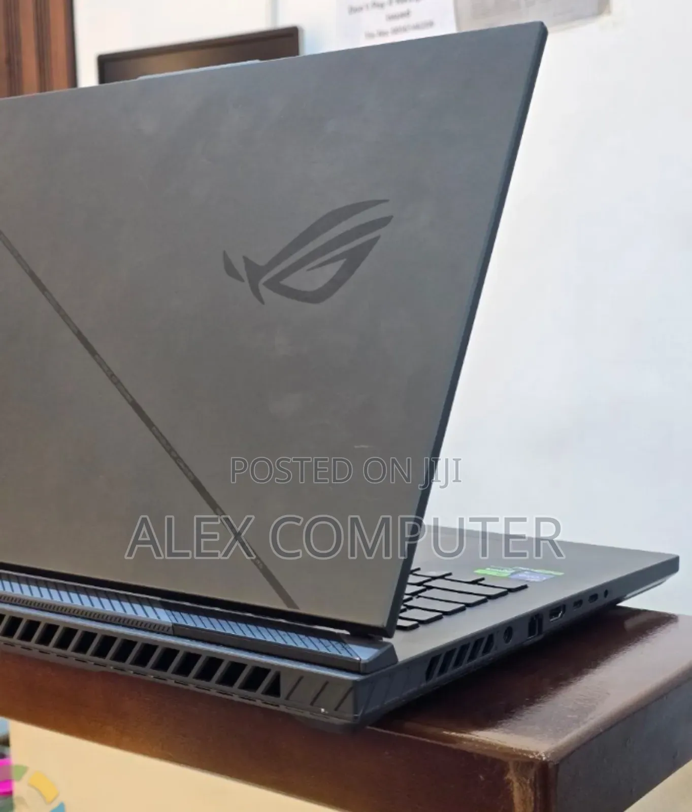 New Laptop Asus 32GB Intel Core i9 SSD 2T
