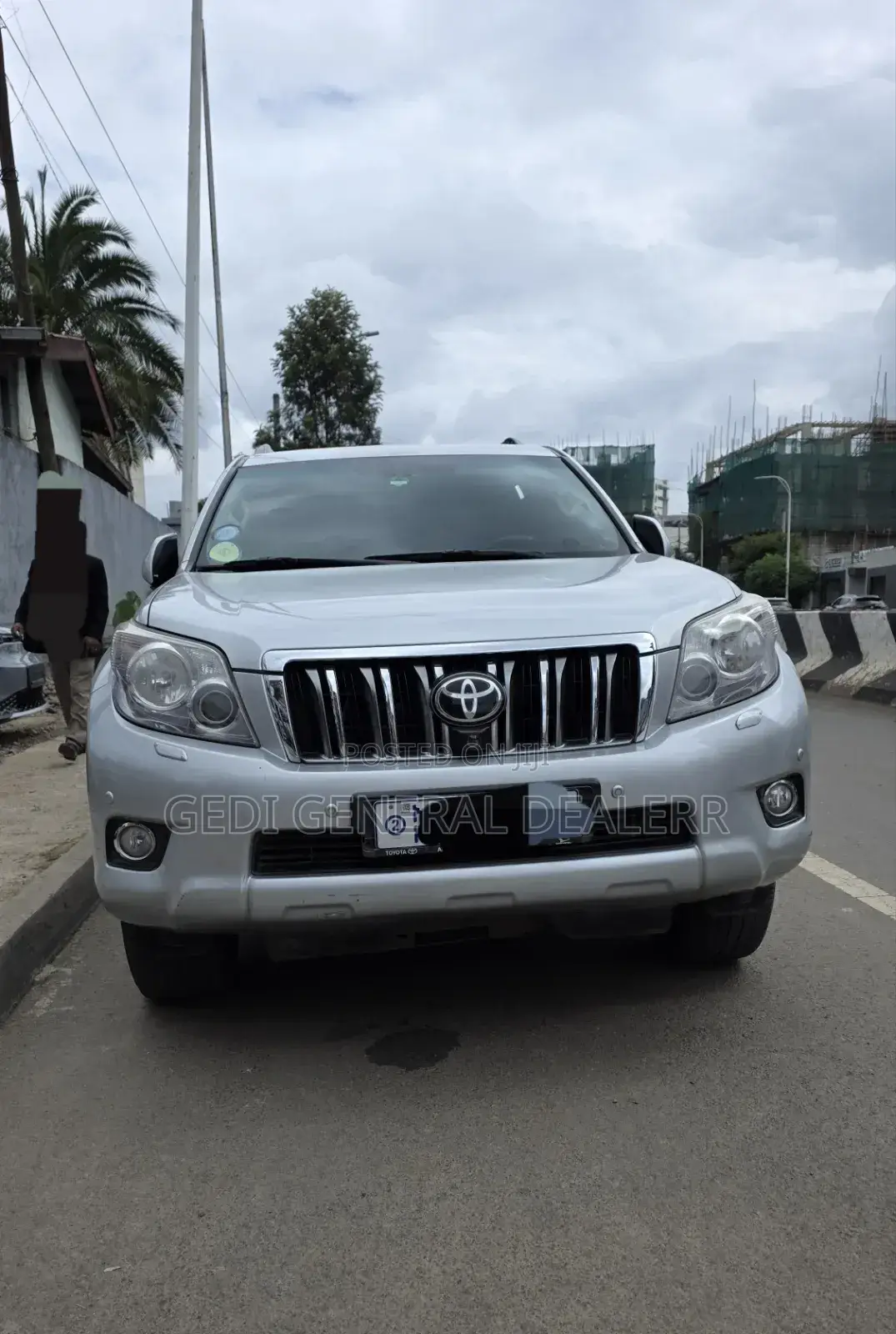 Toyota Land Cruiser Prado 2012 Silver