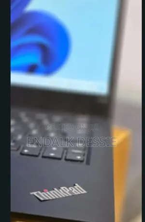 New Laptop Lenovo 16GB AMD Ryzen 7 SSD 512GB