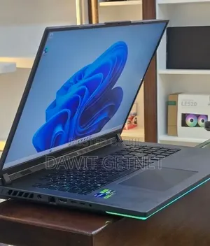 New Laptop Asus ROG Strix G15 32GB Intel Core i9 SSD 2T
