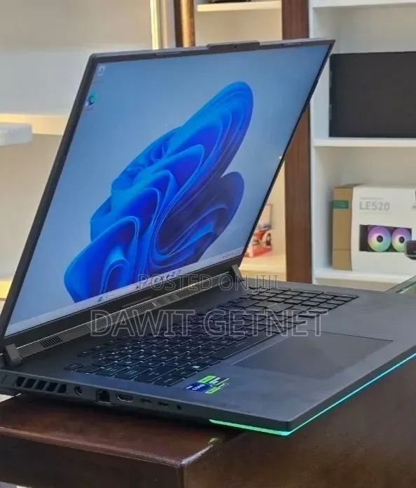 New Laptop Asus ROG Strix G15 32GB Intel Core i9 SSD 2T
