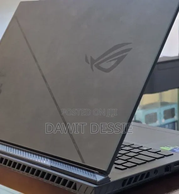 New Laptop Asus 32GB Intel Core i9 SSD 2T