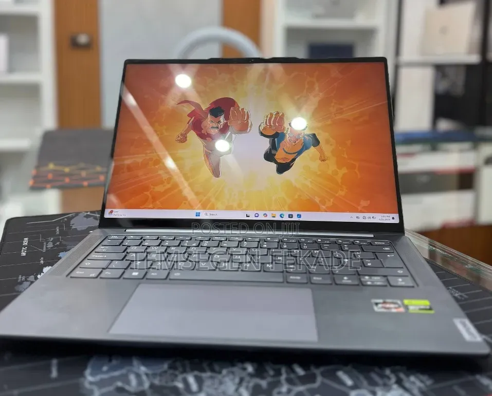 New Laptop Lenovo Yoga 7 15ITL5 32GB AMD Ryzen 7 SSD 512GB