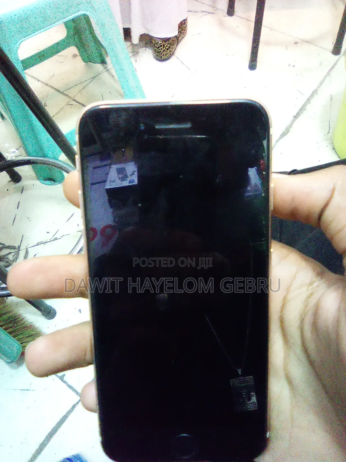 Apple iPhone 8 64 GB Gold
