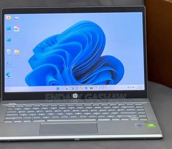 New Laptop HP Pavilion 14 16GB Intel Core i7 SSD 512GB