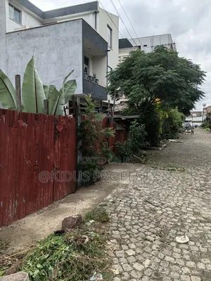 4bdrm House in Nasswe Real State, Nifas Silk-Lafto for sale