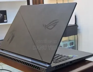 New Laptop Asus 32GB Intel Core i9 SSD 2T