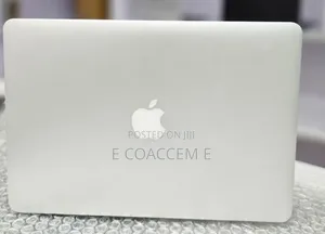 New Laptop Apple MacBook 8GB Intel Core i7 SSD 512GB
