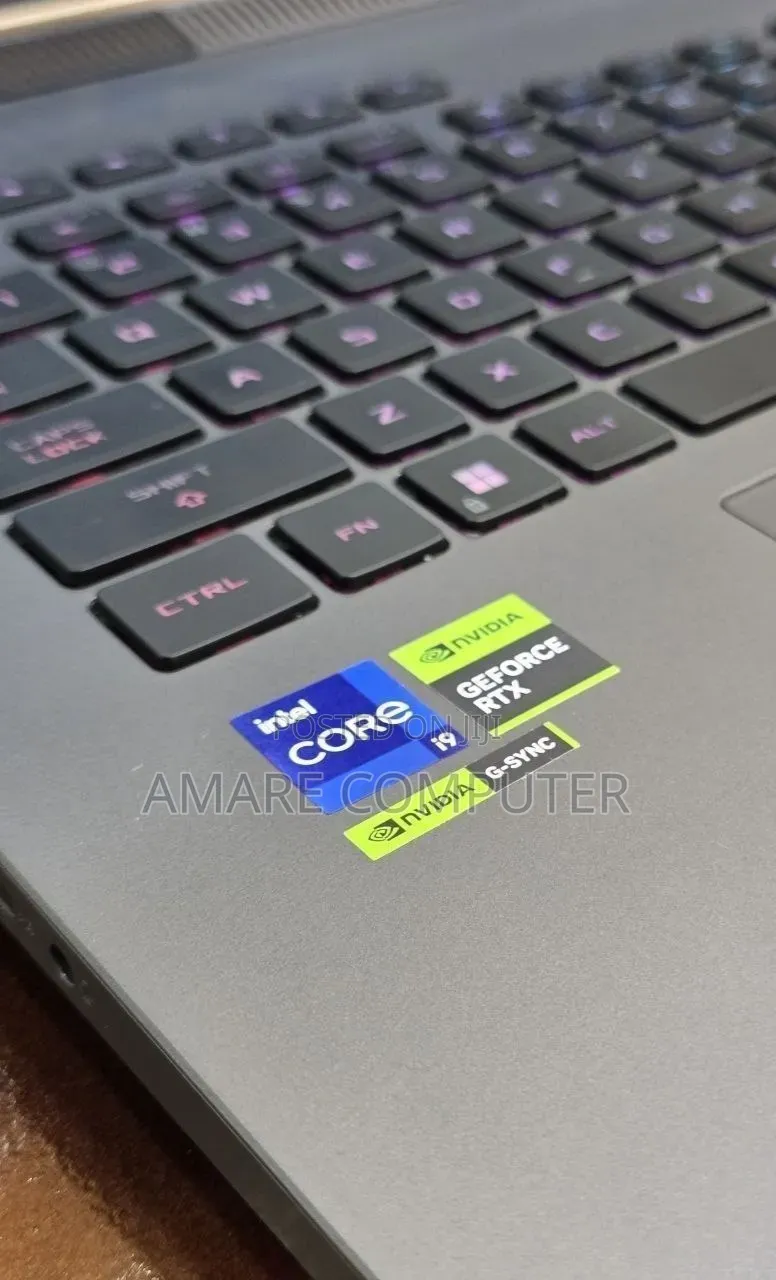 New Laptop Asus ROG Strix G17 32GB Intel Core i9 SSD 2T