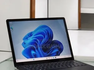 New Laptop Microsoft Surface Laptop 4 16GB Intel Core i7 SSD 512GB