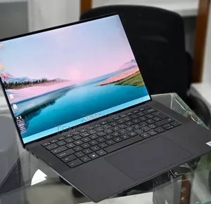 New Laptop Dell Precision 5520 16GB Intel Core i7 SSD 512GB