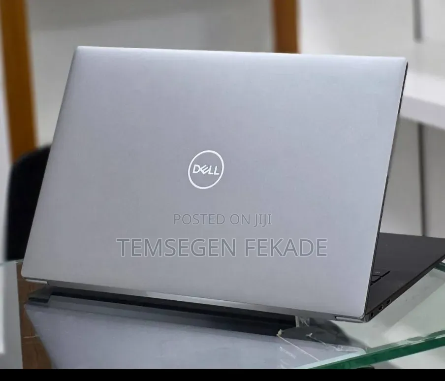 New Laptop Dell Precision 5520 16GB Intel Core i7 SSD 512GB