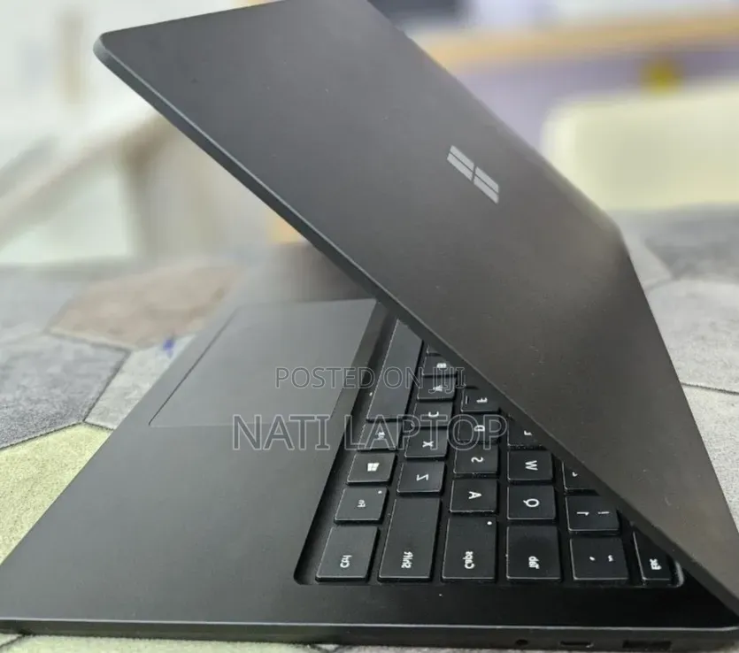 New Laptop Microsoft Surface Laptop 4 16GB Intel Core i7 SSD 512GB
