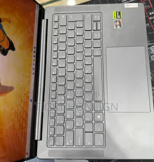 New Laptop Lenovo Yoga 7i 16GB Intel Core Ultra 7 SSD 1T
