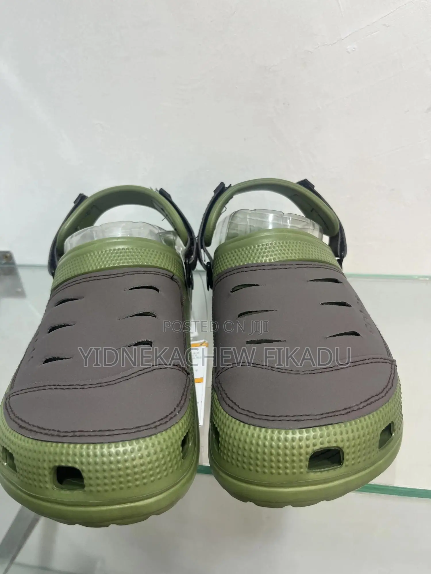 Crocs Shose