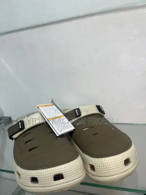 Crocs Shose