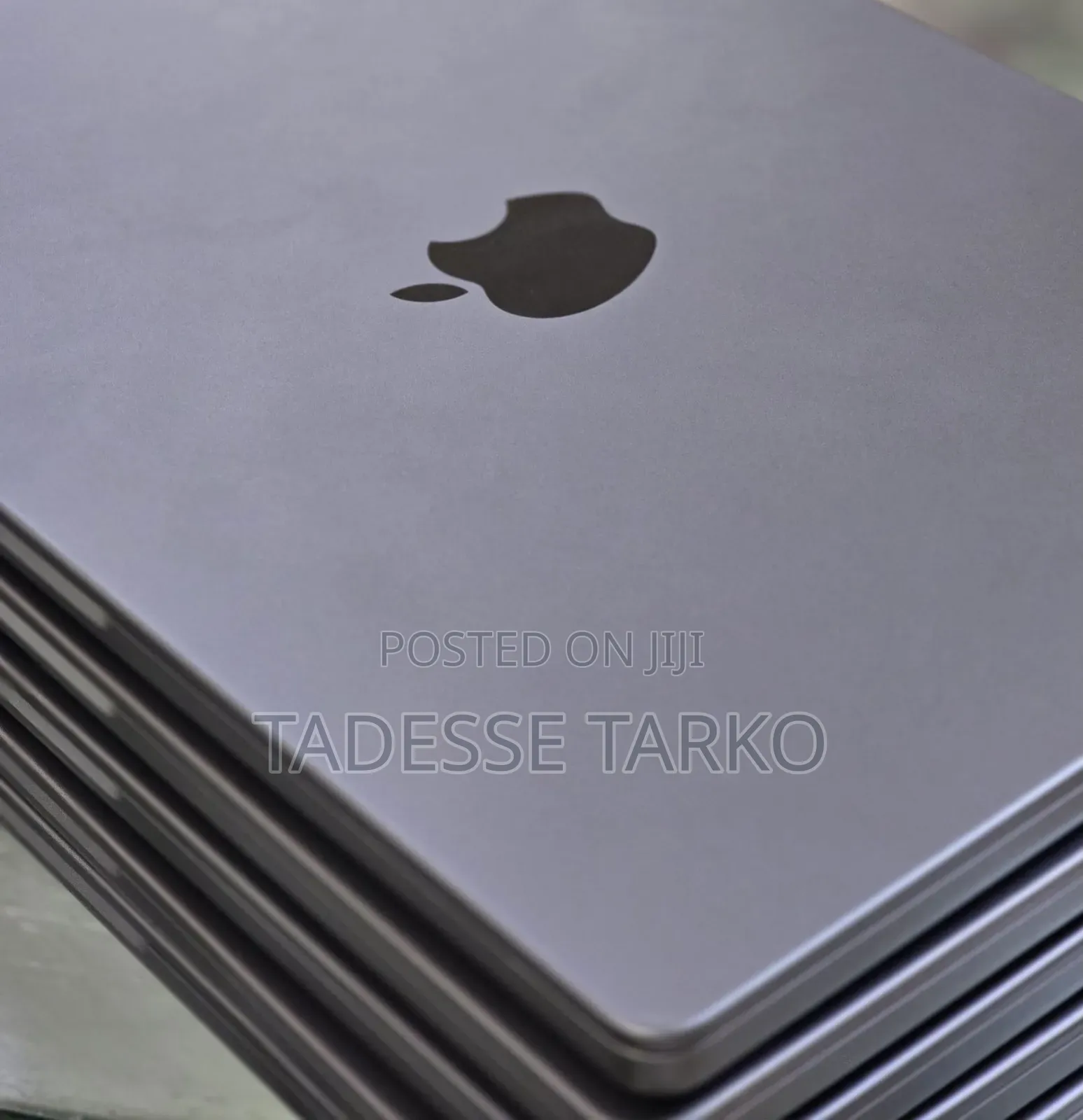 New Laptop Apple MacBook Pro M1 32GB Apple M1 Pro SSD 512GB