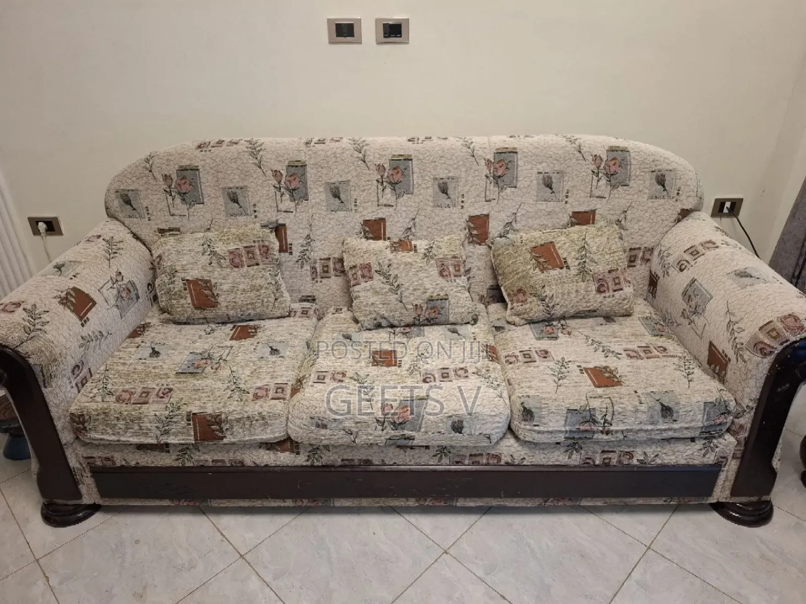 Sofa 7 Seats