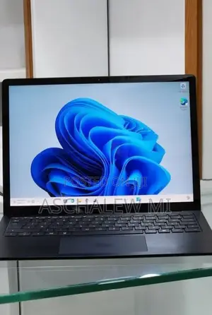 New Laptop Microsoft Surface Laptop 4 16GB Intel Core i7 SSD 512GB