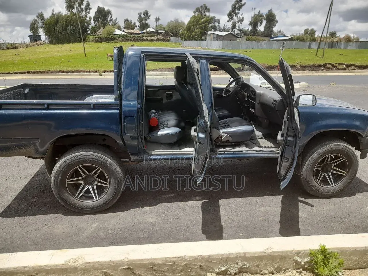 Toyota Hilux 1995 Blue