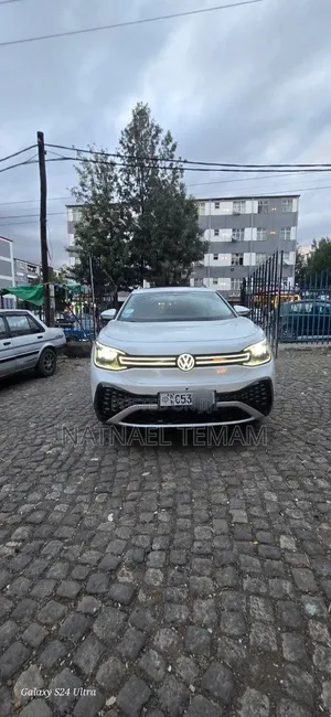 Volkswagen ID.6 2023 White