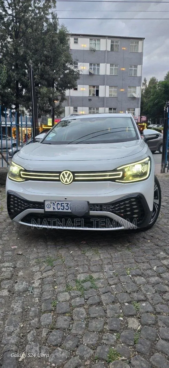 Volkswagen ID.6 2023 White