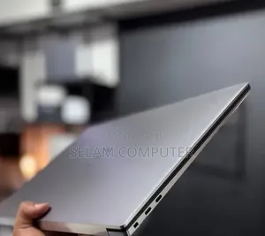 New Laptop Dell Latitude 5550 16GB Intel Core i7 SSD 512GB