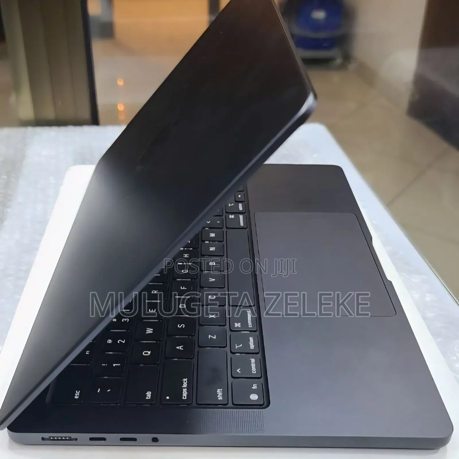 New Laptop Apple MacBook Air 2026 M5 13-inch 16GB Apple M5 SSD 512GB