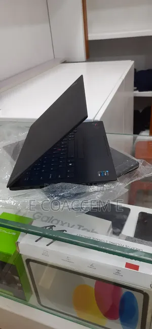 New Laptop Lenovo 16GB Intel Core i7 SSD 512GB