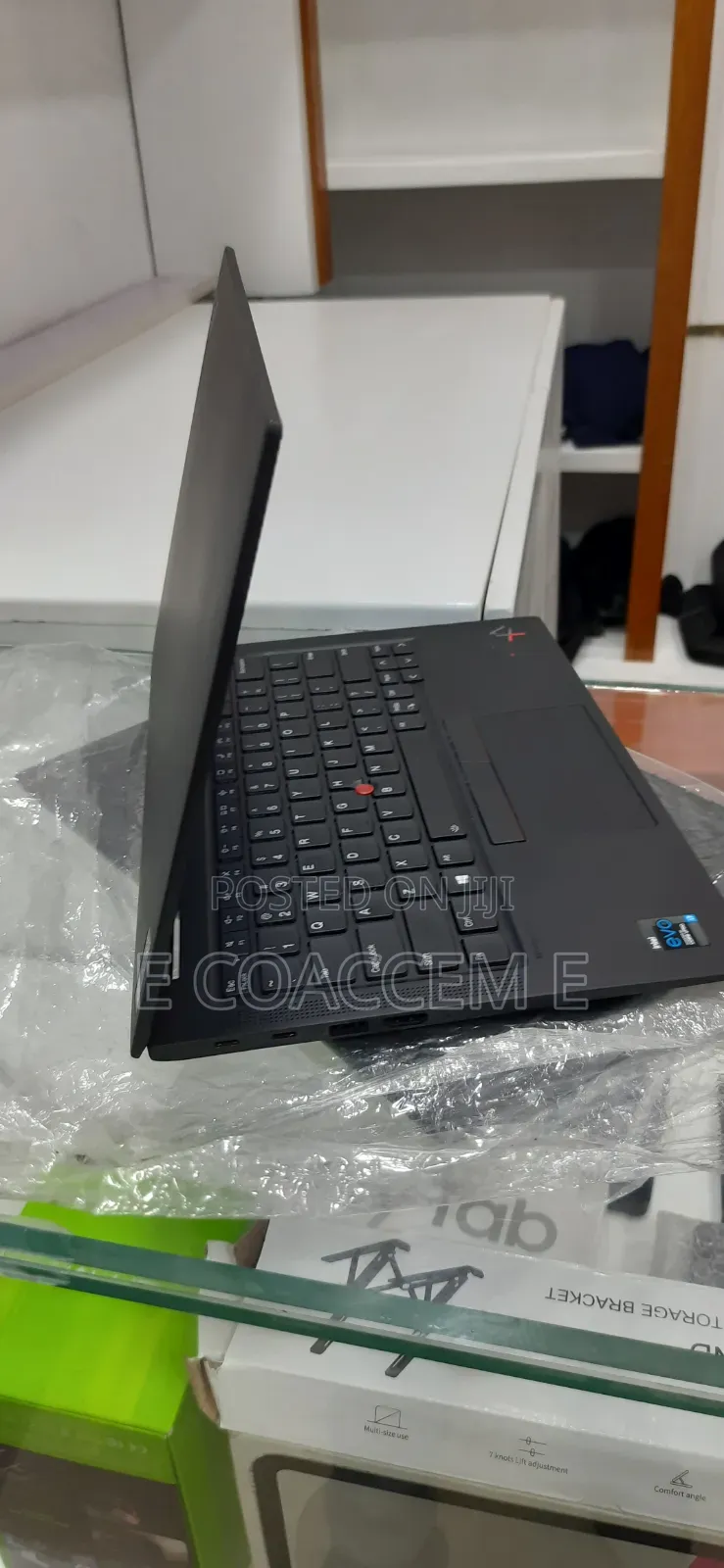 New Laptop Lenovo 16GB Intel Core i7 SSD 512GB