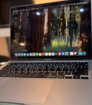 New Laptop Apple MacBook Air 2020 M1 8GB Apple M1 SSD 256GB