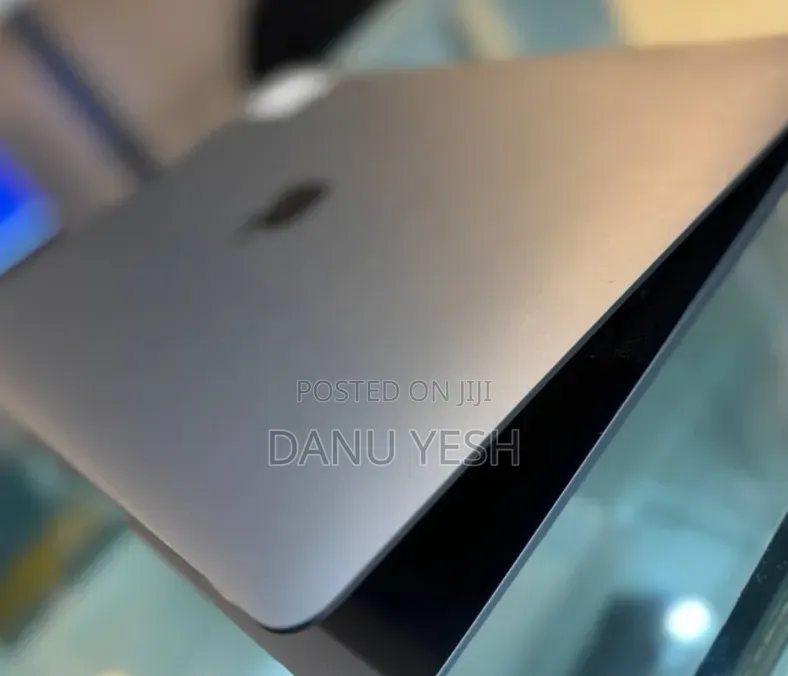 New Laptop Apple MacBook Air 2020 M1 8GB Apple M1 SSD 256GB