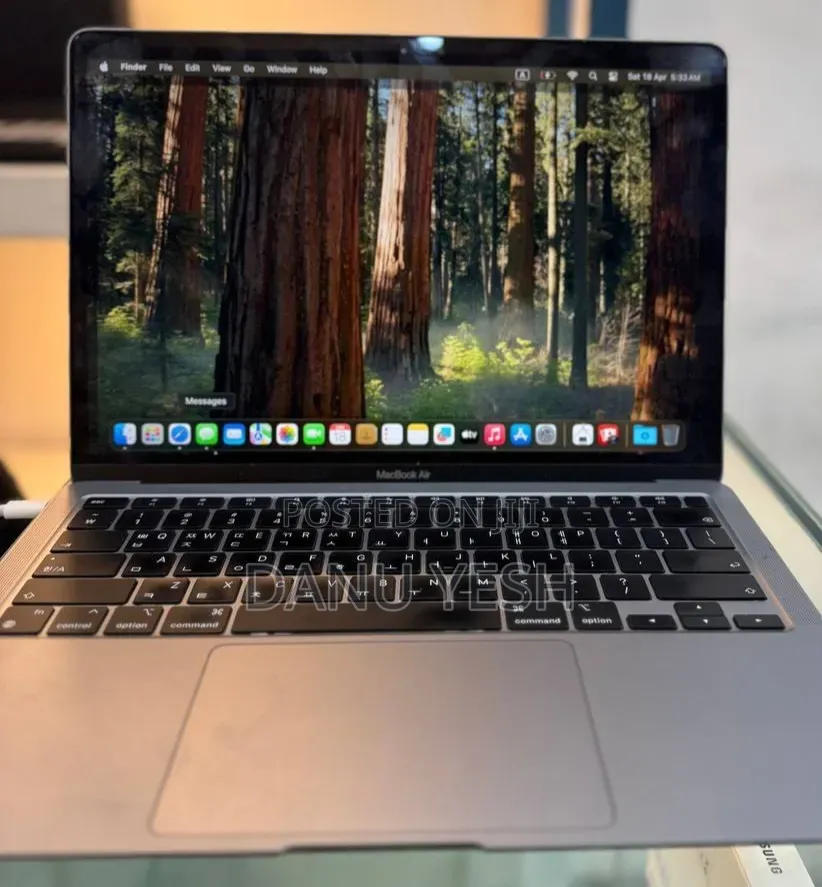 New Laptop Apple MacBook Air 2020 M1 8GB Apple M1 SSD 256GB