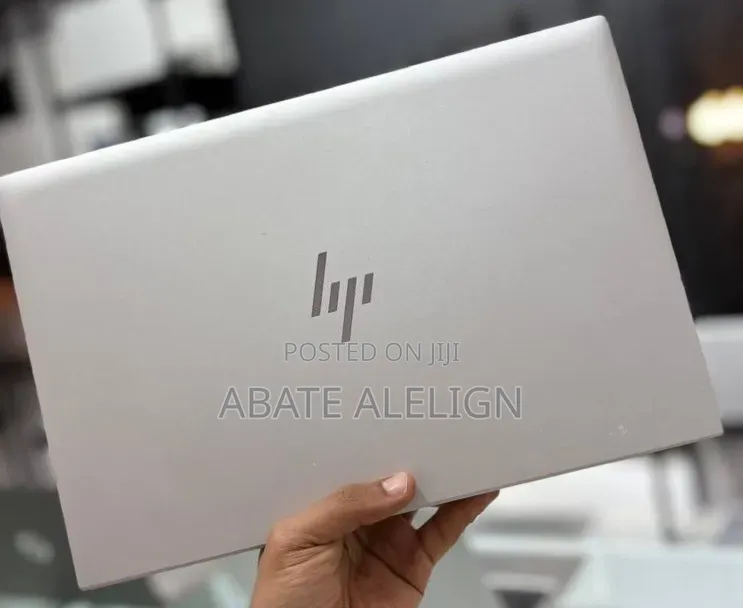 New Laptop HP EliteBook 830 G8 16GB Intel Core i5 SSD 512GB