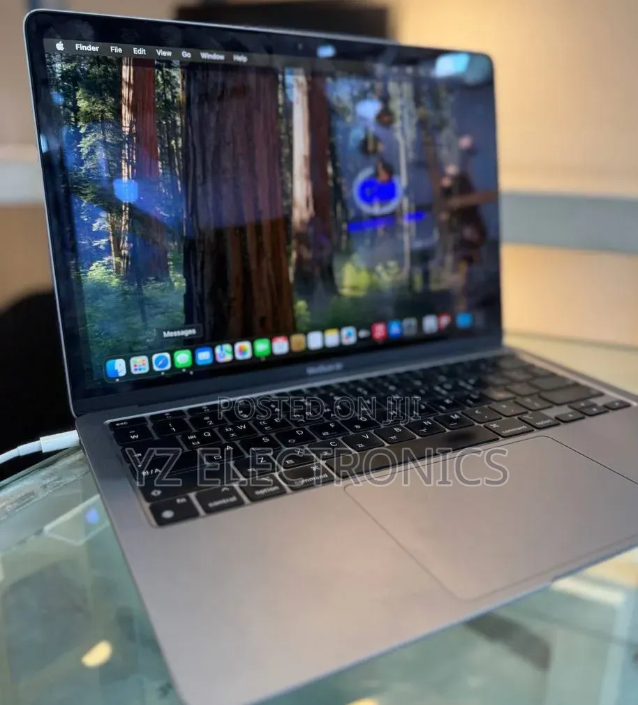 New Laptop HP EliteBook 840 8GB Apple M1 HDD 256GB