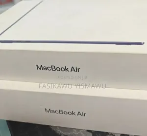 New Laptop Apple MacBook Air 2025 M4 13-inch 16GB Apple M4 SSD 256GB