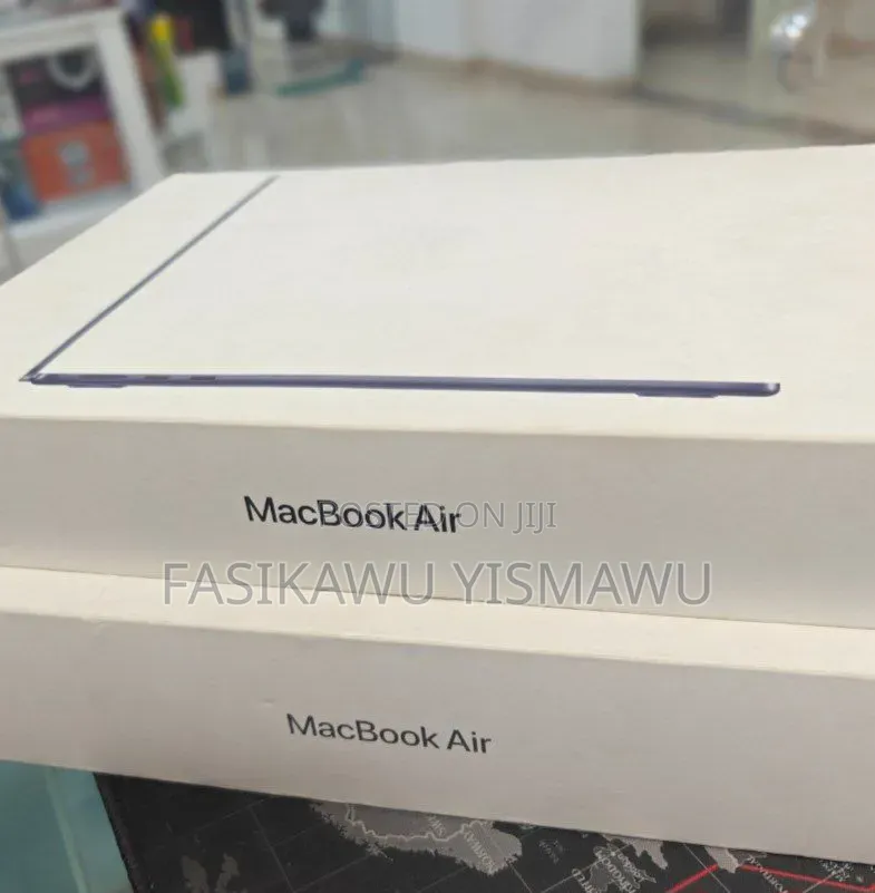 New Laptop Apple MacBook Air 2025 M4 15-inch 16GB Apple M4 SSD 512GB
