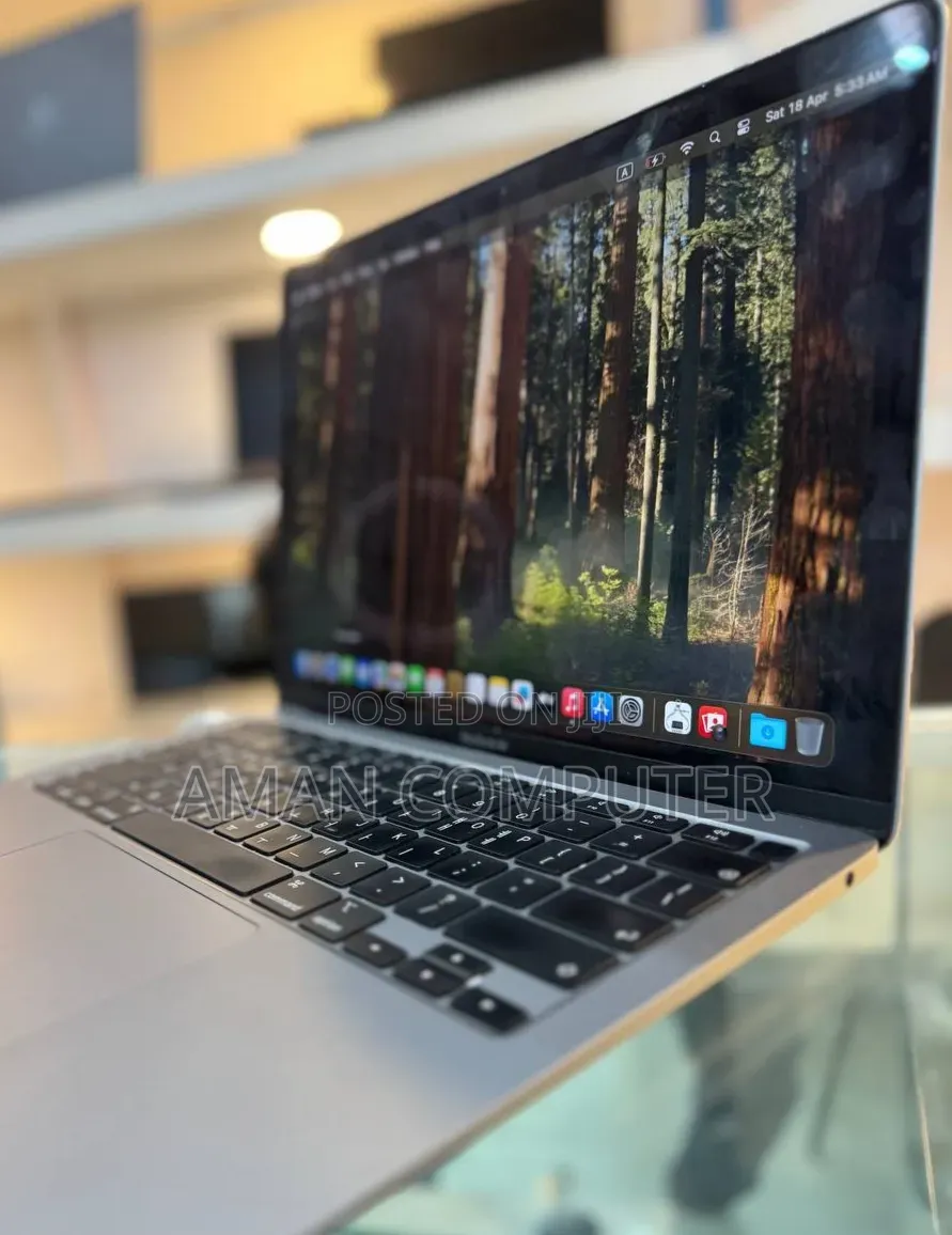 New Laptop Apple MacBook Air 2020 M1 8GB Apple M1 SSD 256GB