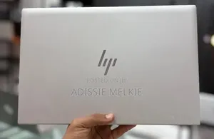 New Laptop HP EliteBook 830 G8 8GB Intel Core i7 SSD 512GB