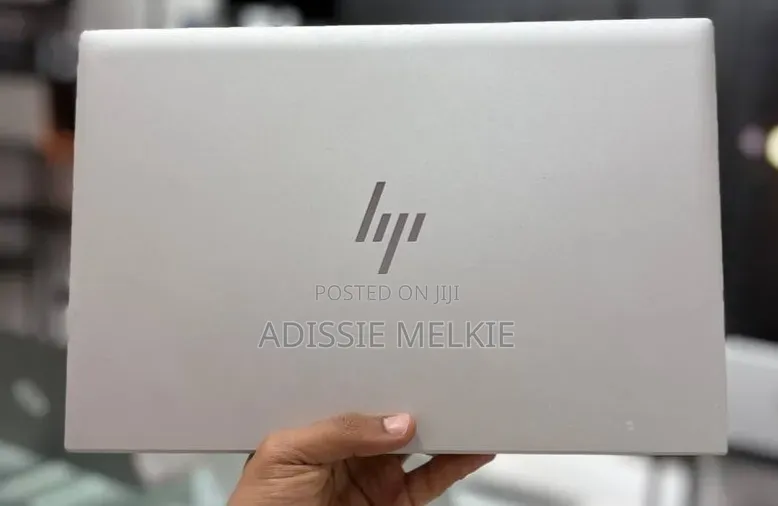 New Laptop HP EliteBook 830 G8 8GB Intel Core i7 SSD 512GB