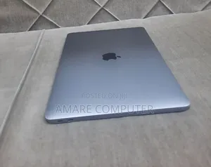 New Laptop Apple MacBook Pro 2017 16GB Intel Core i5 SSD 512GB