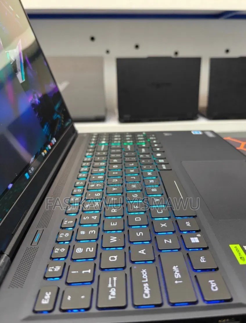 New Laptop Acer Predator Helios Neo 16 16GB Intel Core Ultra 9 SSD 1T