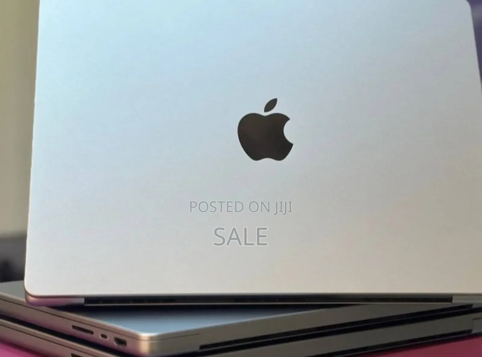 New Laptop Apple MacBook Pro M1 16GB Apple M1 Pro SSD 512GB