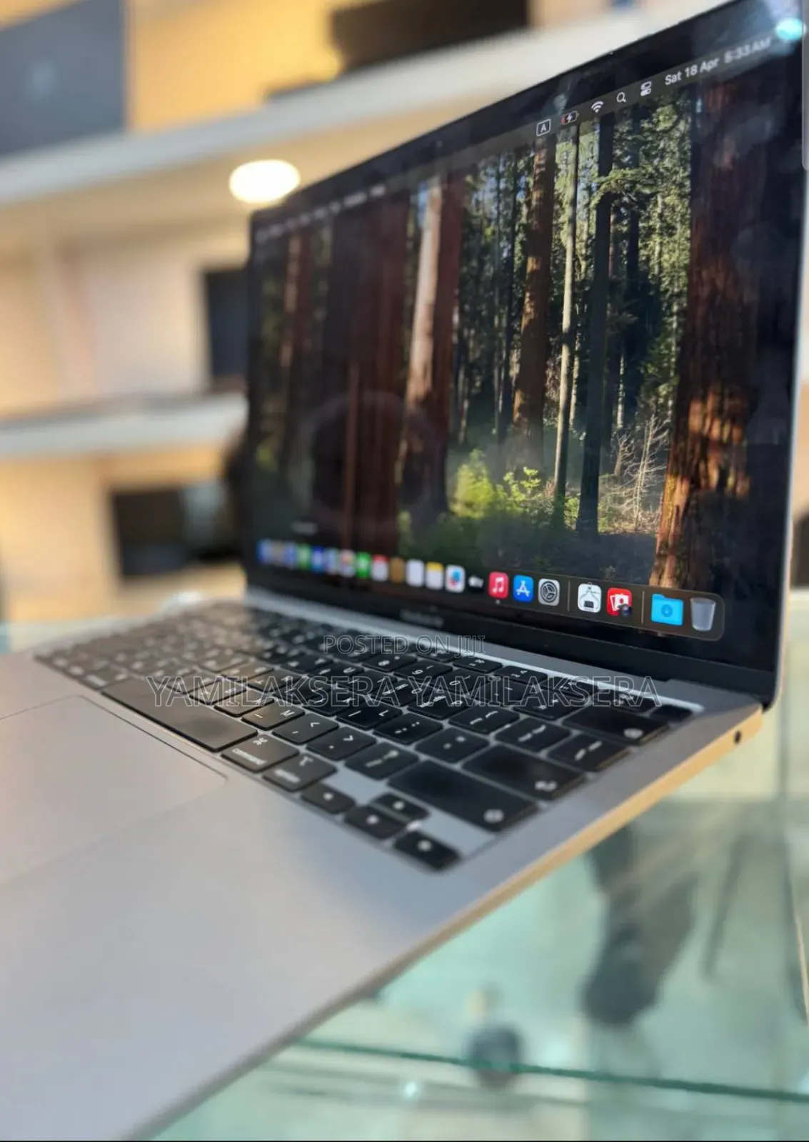 New Laptop Apple MacBook Air 2020 M1 8GB Apple M1 SSD 256GB
