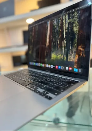 New Laptop Apple MacBook Air 2020 M1 8GB Apple M1 SSD 256GB