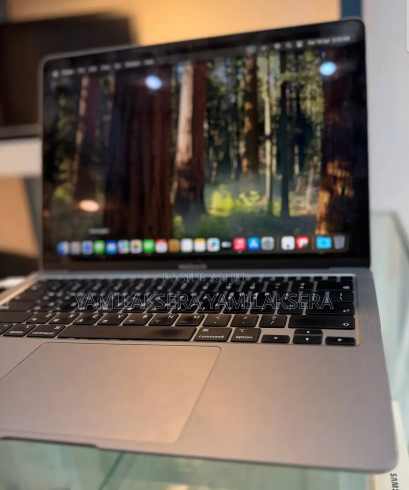 New Laptop Apple MacBook Air 2020 M1 8GB Apple M1 SSD 256GB